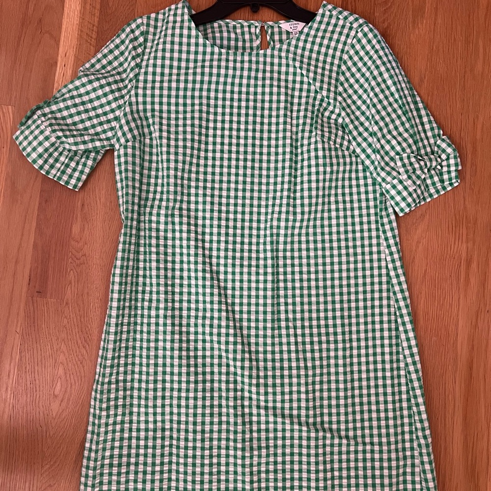 Crown & Ivy Petite Medium Green and White Gingham Dress